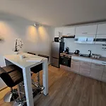 Cadetlux