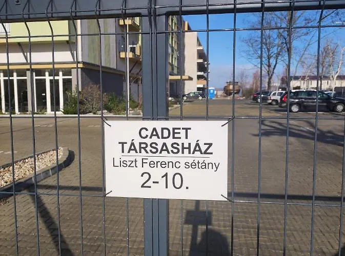 Cadetlux 公寓 *